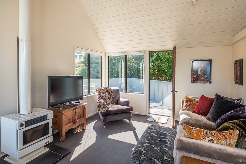 59 Lohia Street, Khandallah, Wellington - Carousel 2