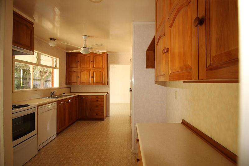 9 Blue Gum Rise, Sunnyhills, Auckland - Carousel 2