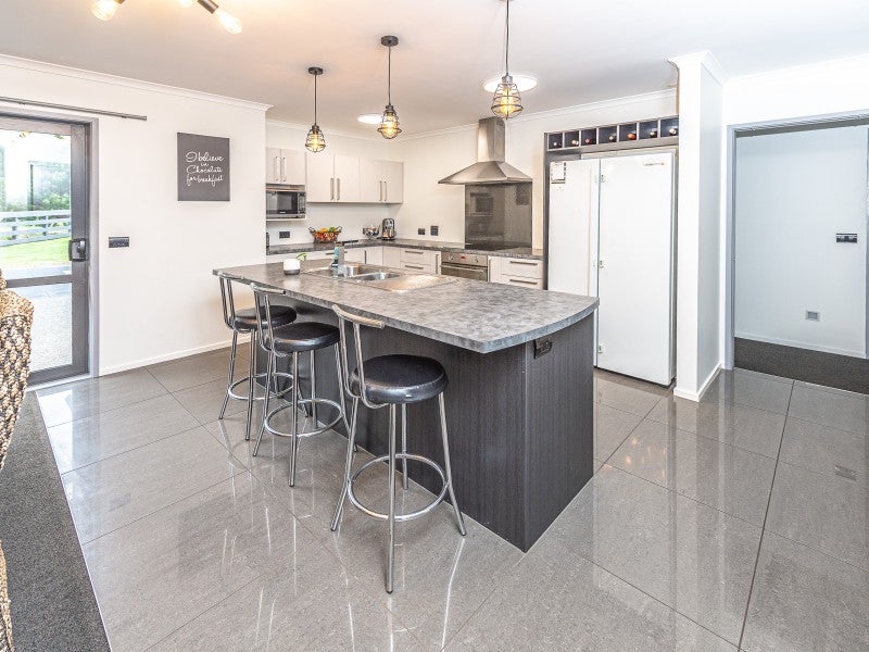 130B Springvale Road, Westmere, Whanganui - Carousel 2