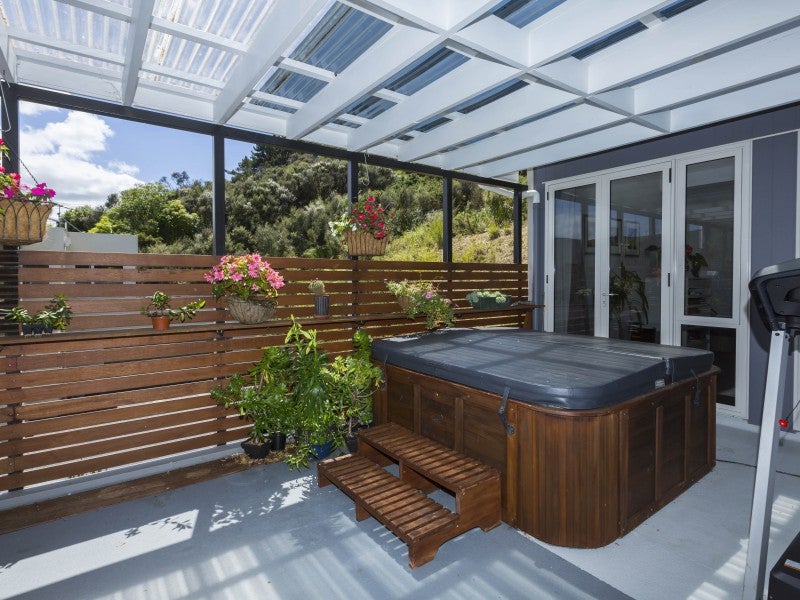 9 Mccarthy Grove, Clouston Park, Upper Hutt - Carousel 26