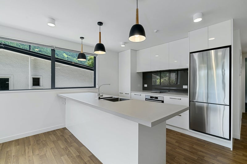 91 Hallenstein Street, Queenstown - Carousel 2