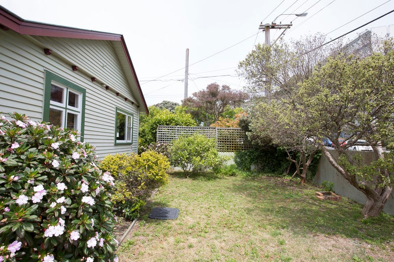 3 Roy Street, Newtown, Wellington - Carousel 2