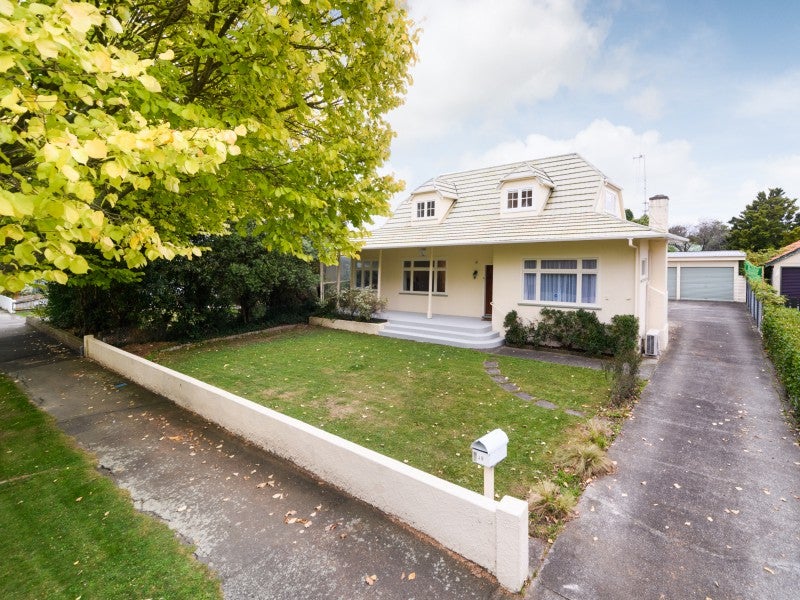 39 Birmingham Street, Takaro, Palmerston North - Carousel 1