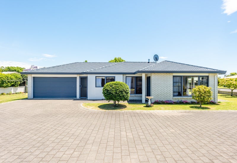 20 Emily Street, Riverdale, Gisborne - Carousel 1