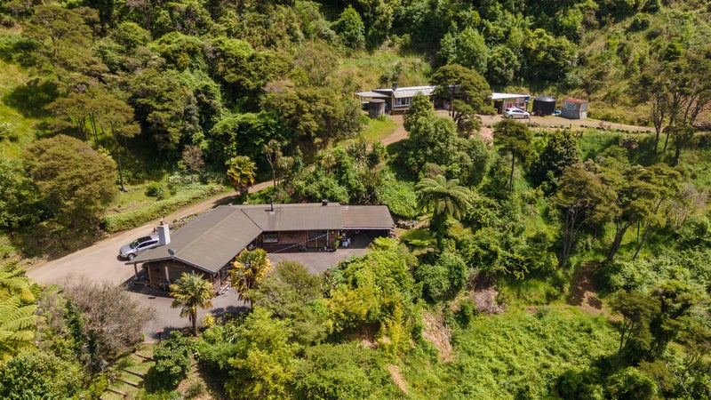 586 Brook Street, The Brook, Nelson - Carousel 1