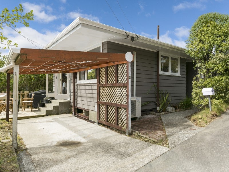 5 Stella Grove, Newlands, Wellington - Carousel 2