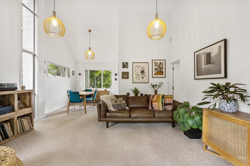 1/41 Ravenwood Drive, Forrest Hill, Auckland - Carousel 2