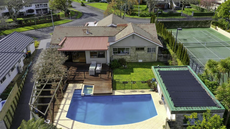 9 Tamihana Avenue, Fairfield, Hamilton - Carousel 23