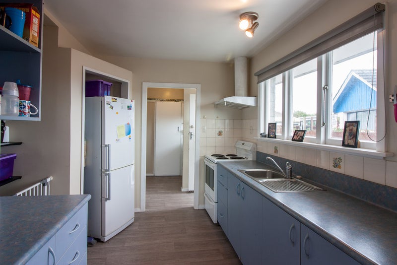 11 Esk Place, Aranui, Christchurch - Carousel 2