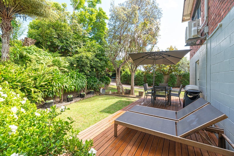 2/37 Eaton Road, Hillsborough, Auckland - Carousel 2