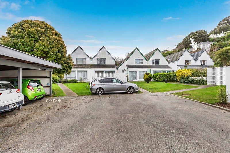1/50 Darlington Road, Miramar, Wellington - Carousel 12