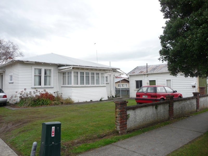 112 Linton Street, West End, Palmerston North - Carousel 2