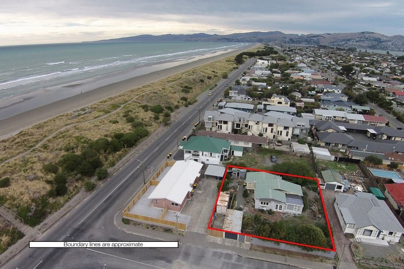 7 Hood Street, New Brighton, Christchurch - Carousel 2