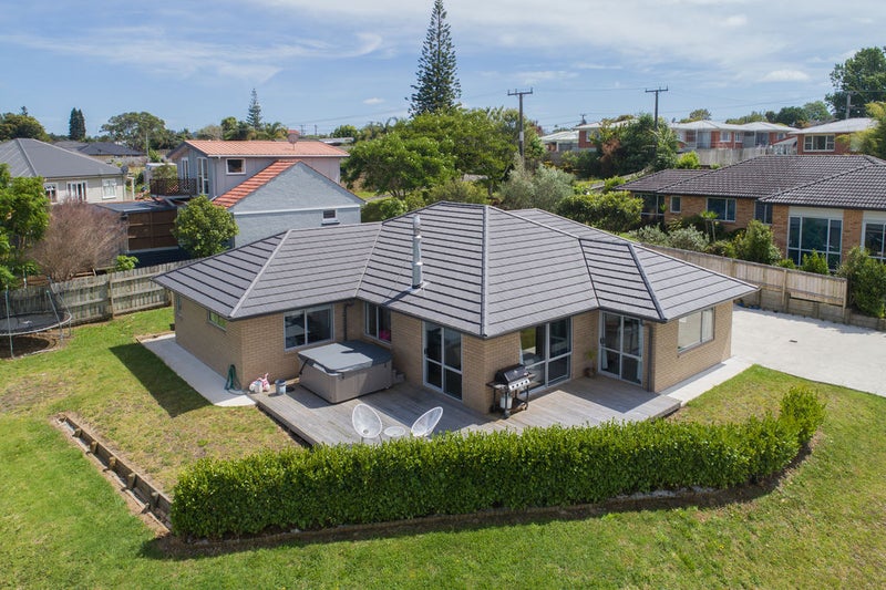 50 Briden Drive, Tikipunga, Whangarei - Carousel 1