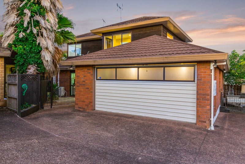 2/10 Britannia Place, Half Moon Bay, Auckland - Carousel 25