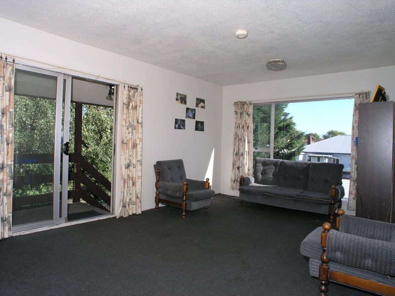 6/17 Heywood Terrace, Richmond, Christchurch - Carousel 2