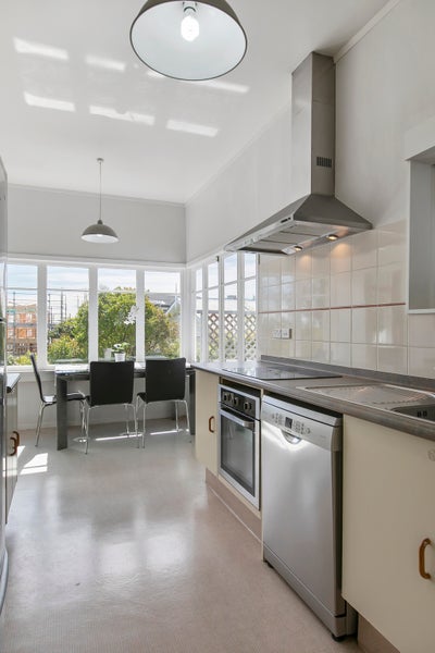 21 Pupuke Road, Birkenhead, Auckland - Carousel 26
