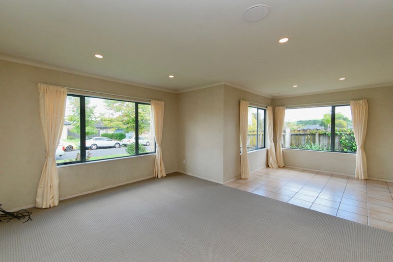 6 Carlingford Drive, East Tamaki, Auckland - Carousel 2