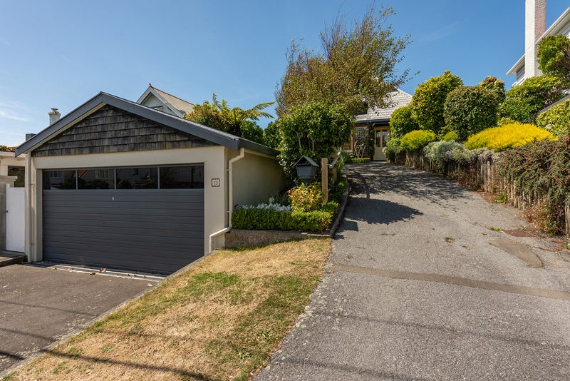 19 Lancaster Street, Karori, Wellington - Carousel 19