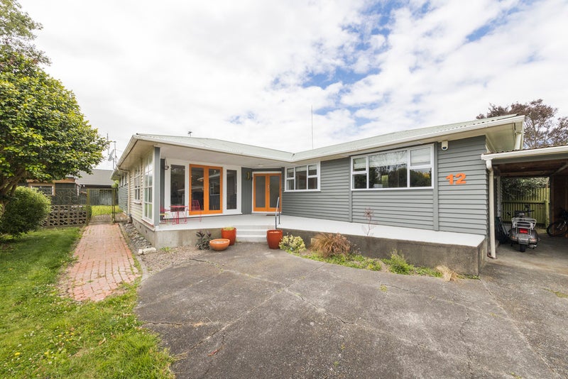 12 Parata Street, Hokowhitu, Palmerston North - Carousel 1