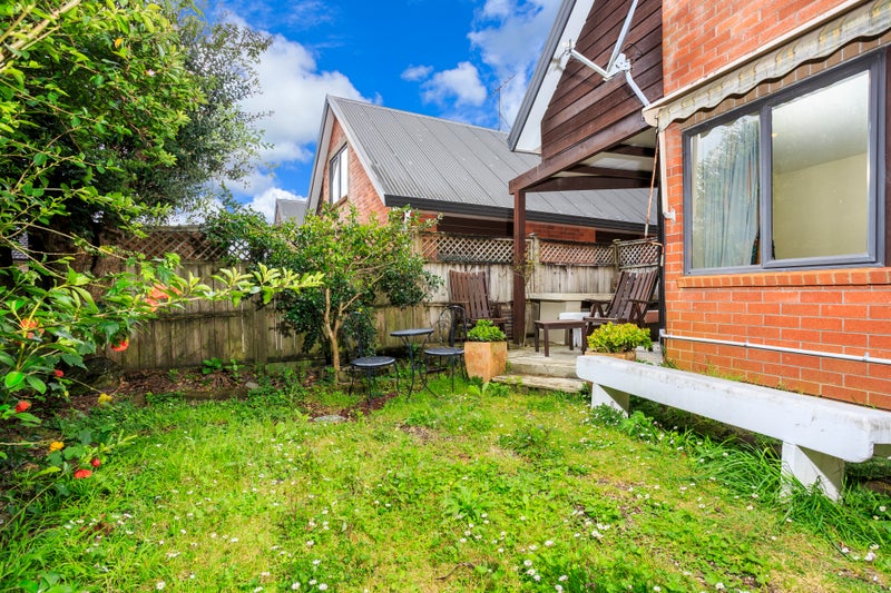 12/37 Fields Parade, Oteha, Auckland - Carousel 23