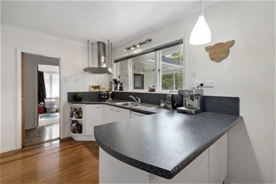 14 Kashmir Avenue, Clouston Park, Upper Hutt - Carousel 6