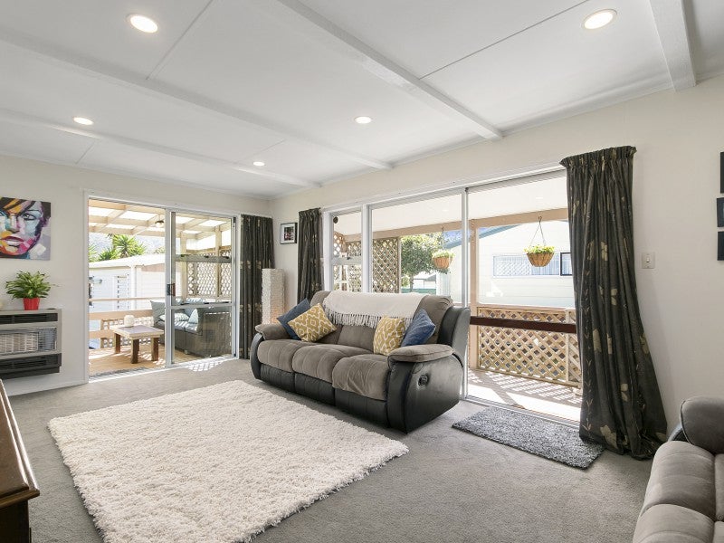 11 Trelawney Road, Wainuiomata, Lower Hutt - Carousel 2