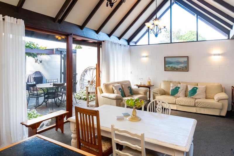1002 Gordon Road, Raureka, Hastings - Carousel 1
