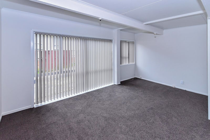 21 Greenmeadows Avenue, Manurewa East, Auckland - Carousel 2