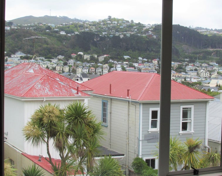 6/33 Hiropi Street, Newtown, Wellington - Carousel 8