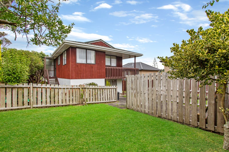 1/43 Captain Scott Road, Glen Eden, Auckland - Carousel 1