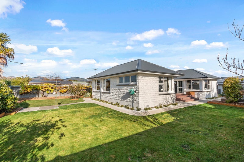 7 Martell Place, Hoon Hay, Christchurch - Carousel 2
