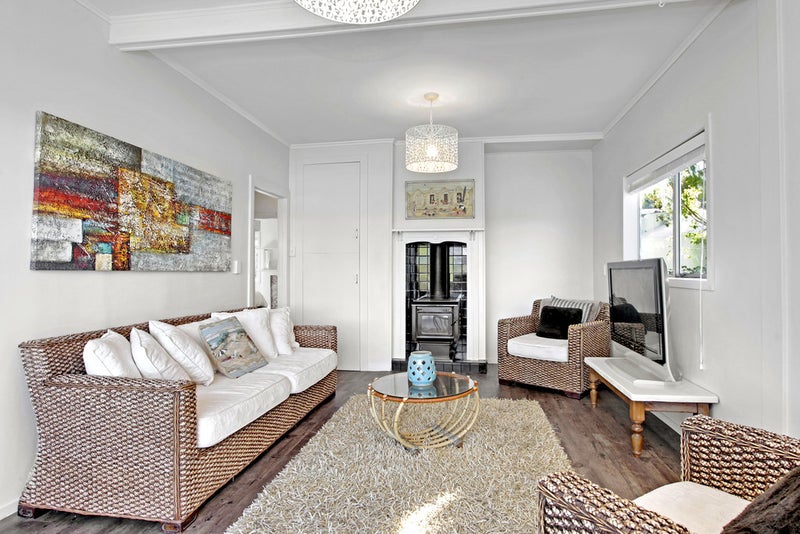 27 Ostend Road, Ostend, Waiheke Island - Carousel 2