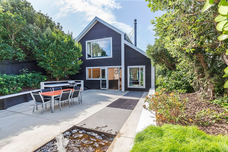 11 Lakshmi Place, Khandallah, Wellington - Carousel 1