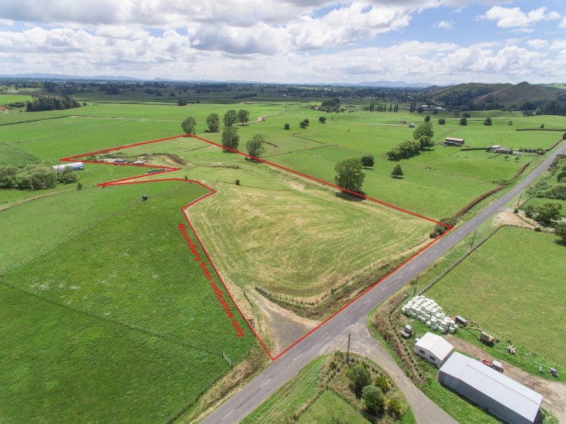 259 Hiwi Road, Tauwhare, Hamilton - Carousel 1