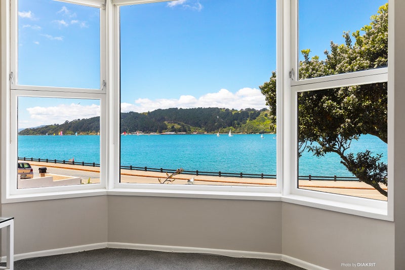 204 Evans Bay Parade, Hataitai, Wellington - Carousel 2