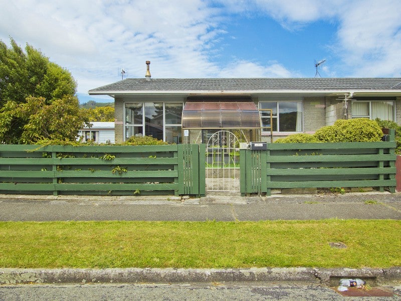 7A Wetherby Grove, Wainuiomata, Lower Hutt - Carousel 1