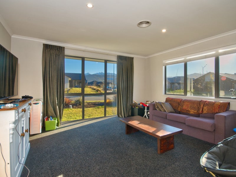 2 Shipton CT, Wakatipu Basin - Carousel 2