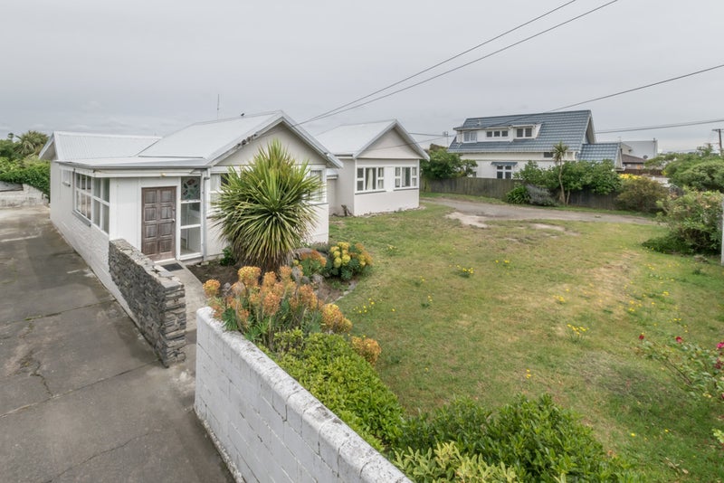 58 Marine Parade, North New Brighton, Christchurch - Carousel 1