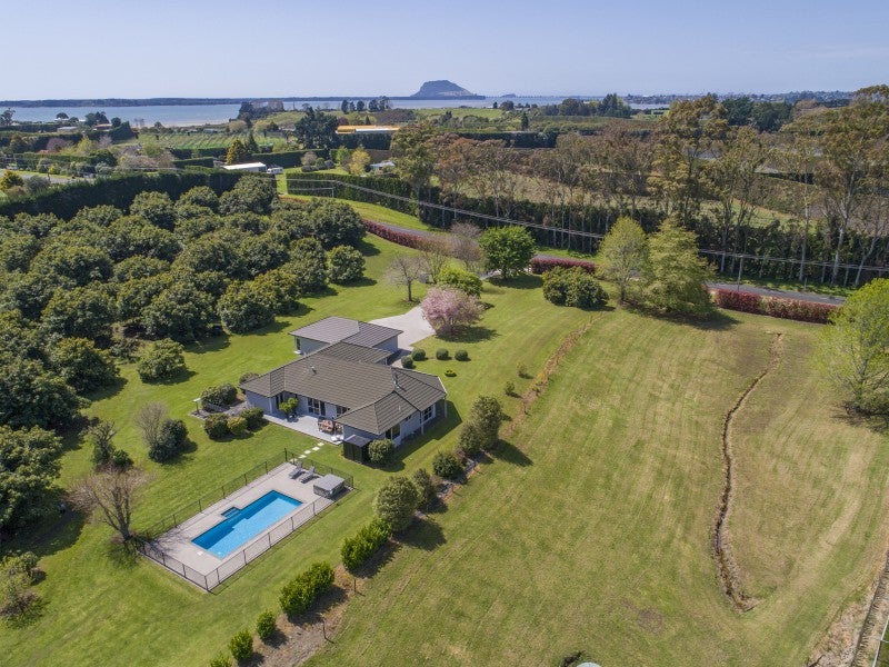 257 Te Puna Road, Te Puna - Carousel 1