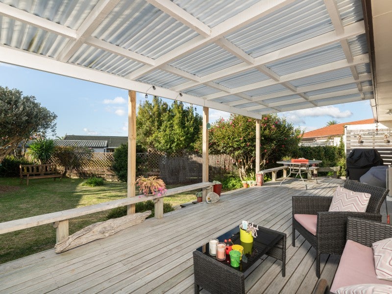 35 Smiths Road, Matua, Tauranga - Carousel 2