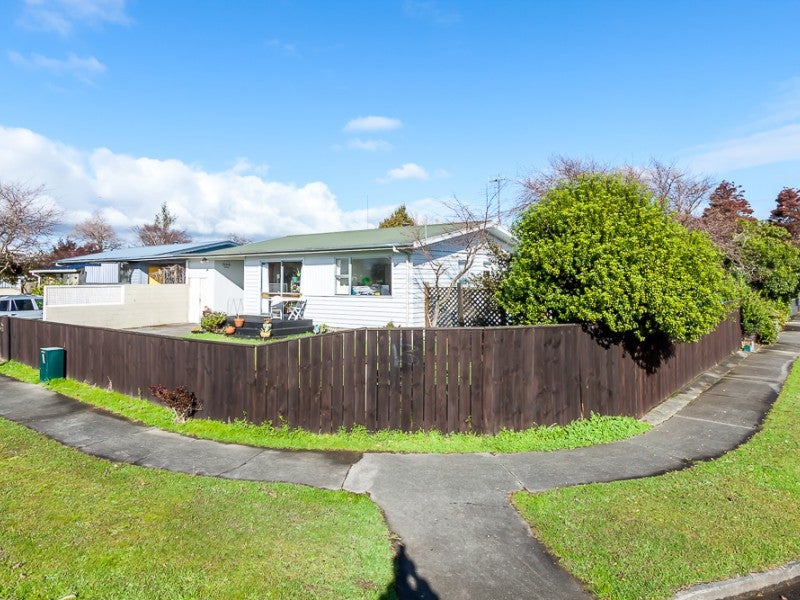 40 Langley Avenue, Milson, Palmerston North - Carousel 1