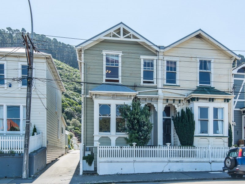 204 Tinakori Road, Thorndon, Wellington - Carousel 1
