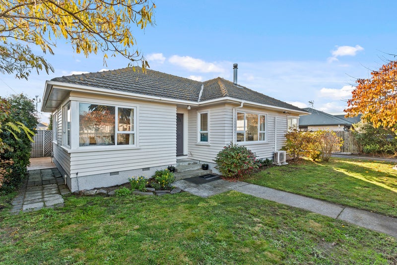 1A Badger Street, Parklands, Christchurch - Carousel 12