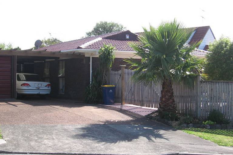 4 Miraka Place, Birkenhead, Auckland - Carousel 2