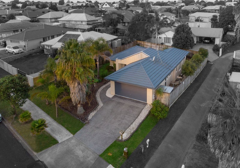 26 Bellville Drive, Clendon Park, Auckland - Carousel 2