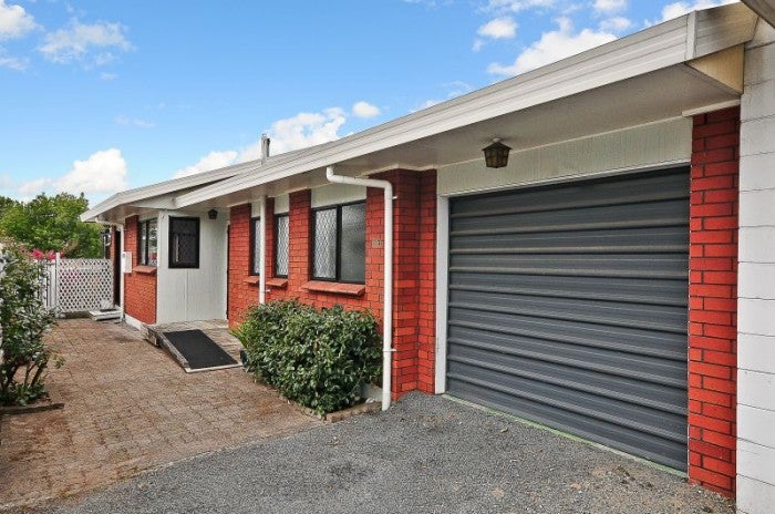 54A Anglesea Street, Hamilton Central, Hamilton - Carousel 1