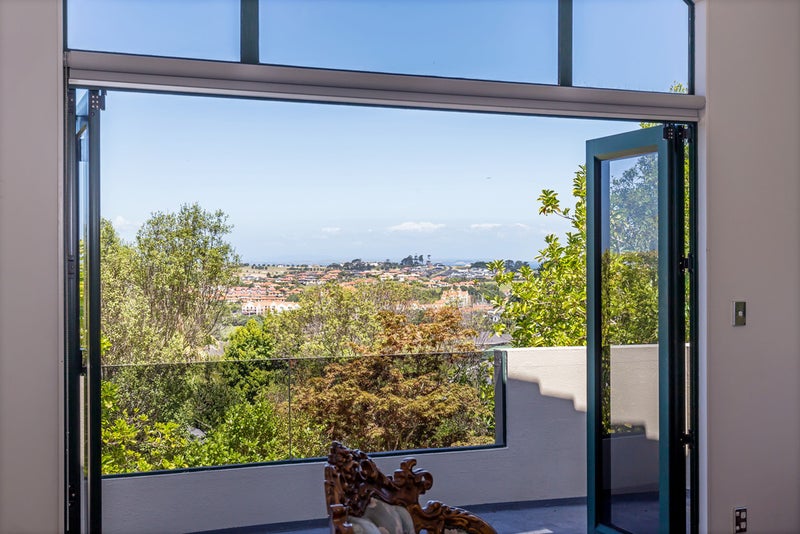 1199 Whangaparaoa Road, Gulf Harbour, Whangaparaoa - Carousel 2