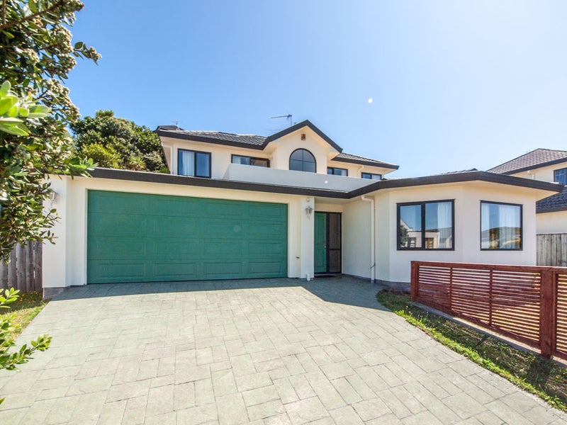 27 Derry Hill, Churton Park, Wellington - Carousel 2