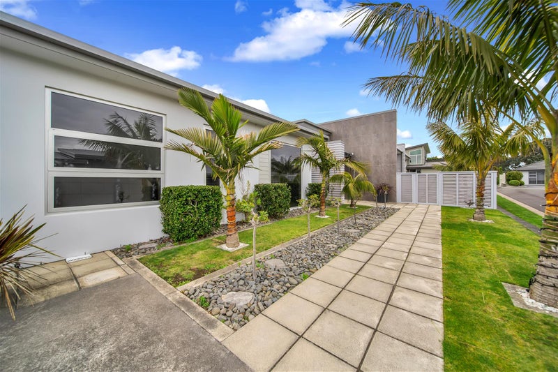 45 Links Drive, Waiwhakaiho, New Plymouth - Carousel 35